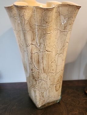 Vase Flared And Ruffled  Crackled Finnish